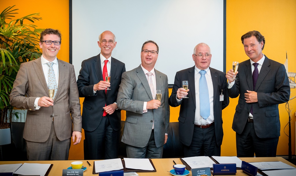 Ondertekening_bestuursakkoord_EMK_2_2