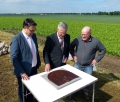 onthulling_haardplaat